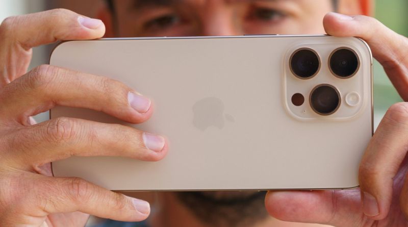 Produk Apple iPhone 18 Pro Akan Dilengkapi Fitur Kamera Mirip DSLR