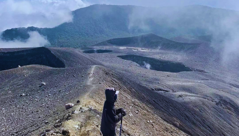 Pendakian Gunung Marapi di Sumbar Resmi Ditutup Permanen